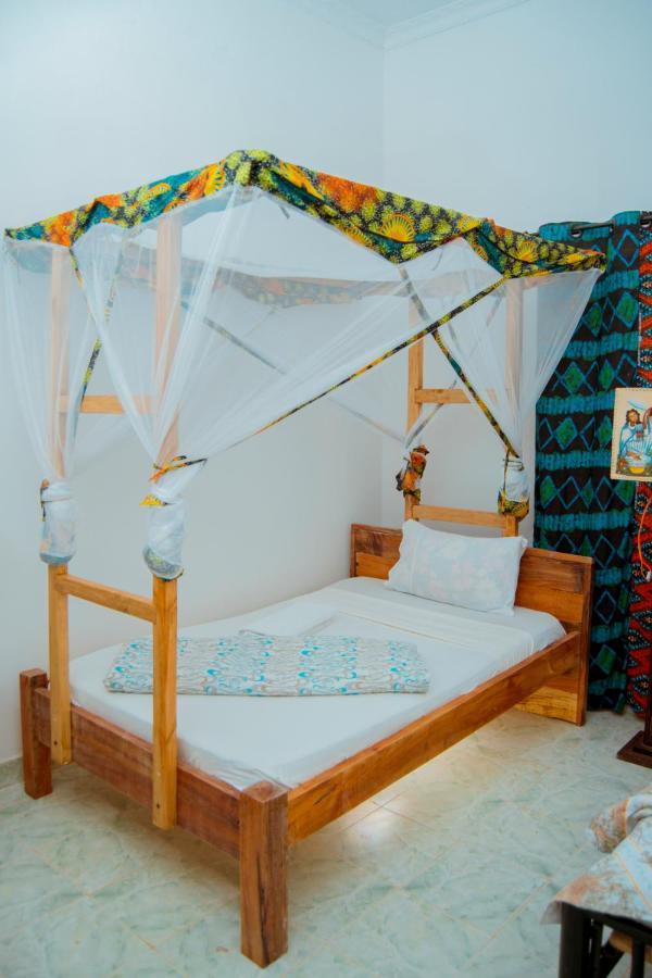 The Belle View Inn Bed & Breakfast Moshi Esterno foto